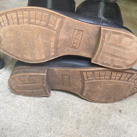 Mia black tall boot size 8 - Picture 4 of 5